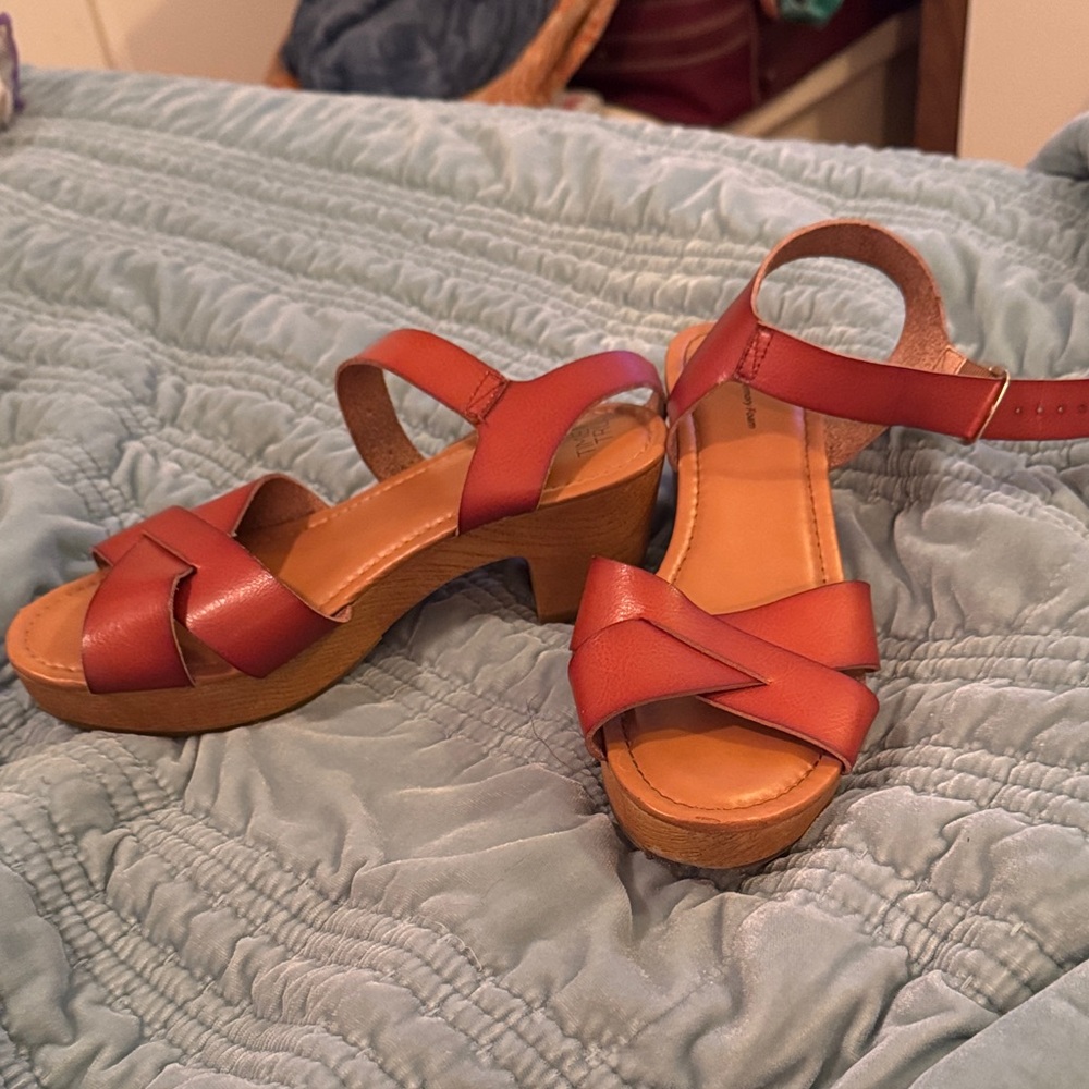 Time and Tru Red Strappy Sandals